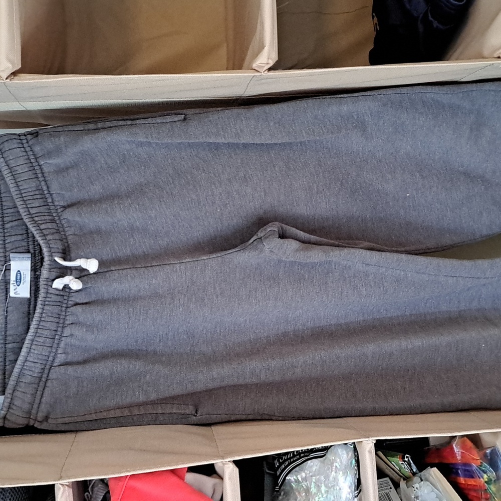 Old Navy drat l sweat pants